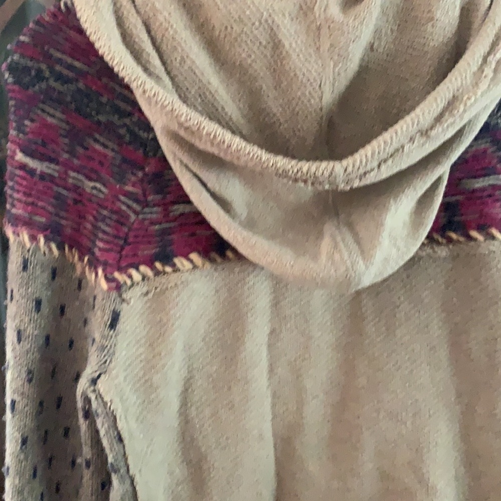 Free people sweater with hood size Xs - Picture 11 of 11